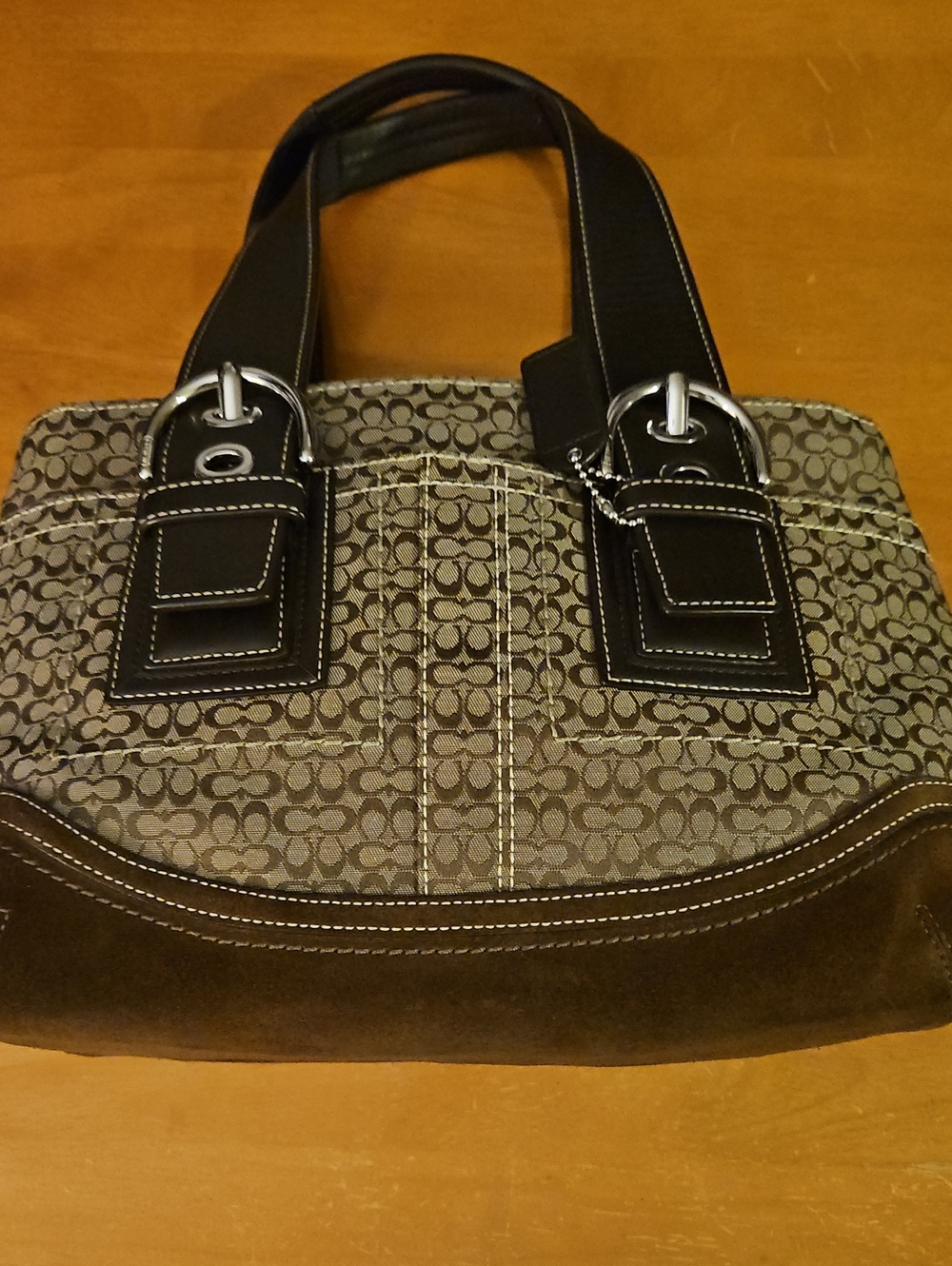 Coach Soho Y2K Signature C Tote (F10927)